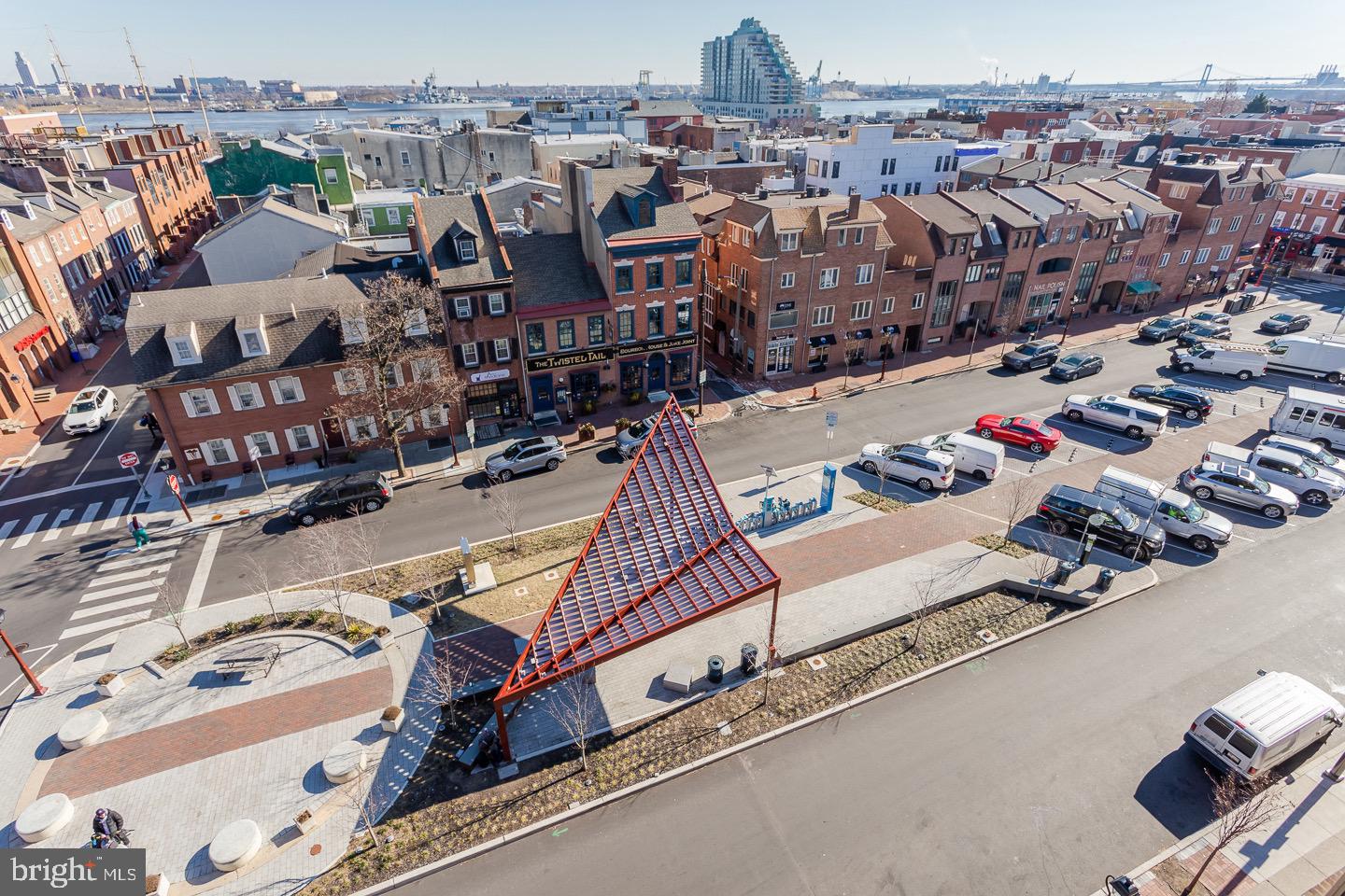 SOCIETY HILL - Residential Lease