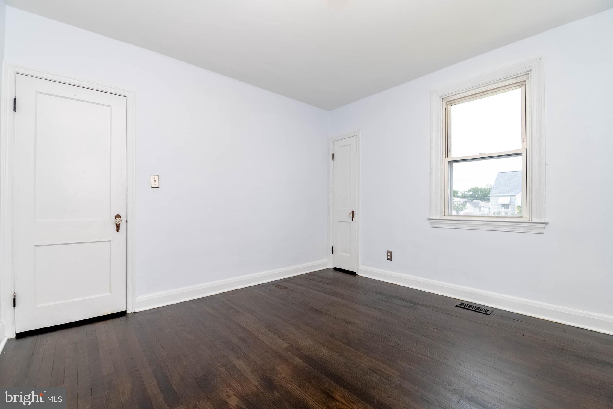 ESSEX - Residential