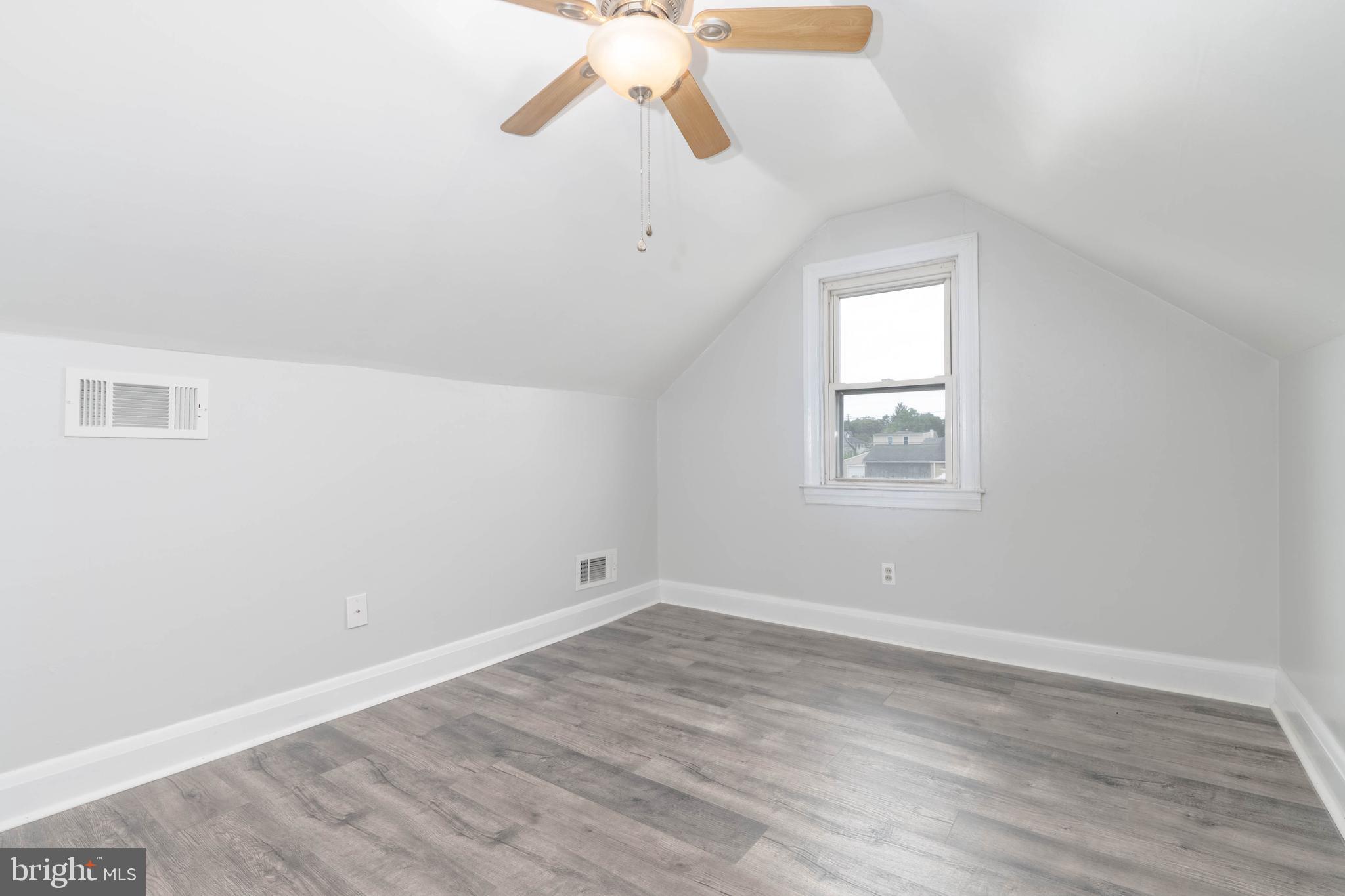 ESSEX - Residential