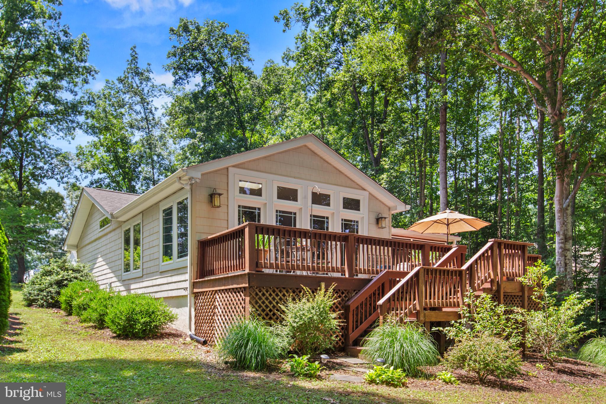 LAKE CAROLINE - Residential