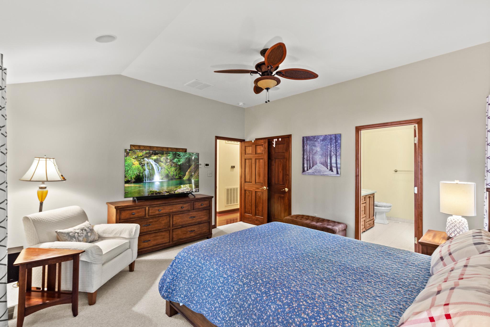 LAKE CAROLINE - Residential