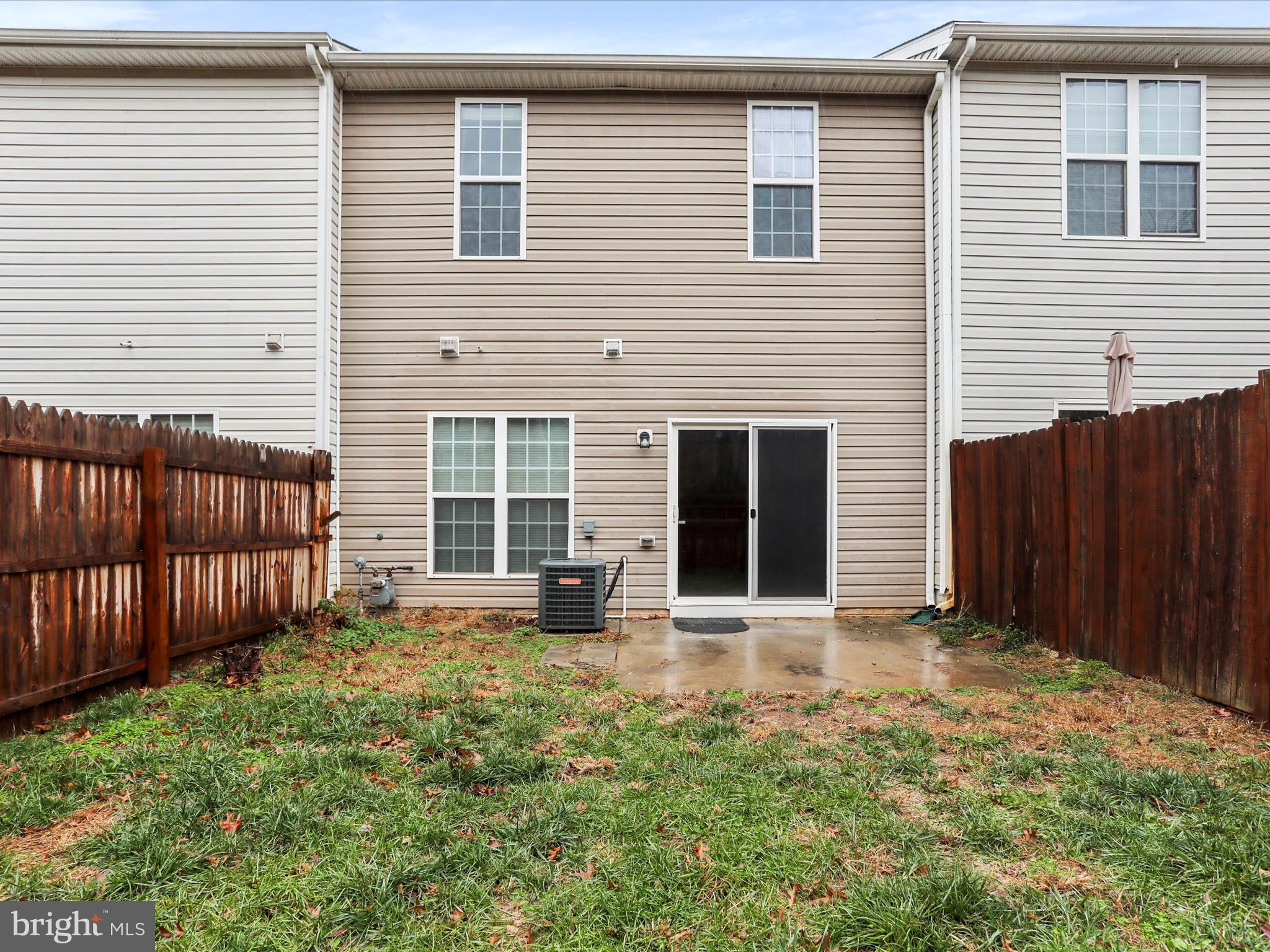 ARCHERS ROCK - Residential