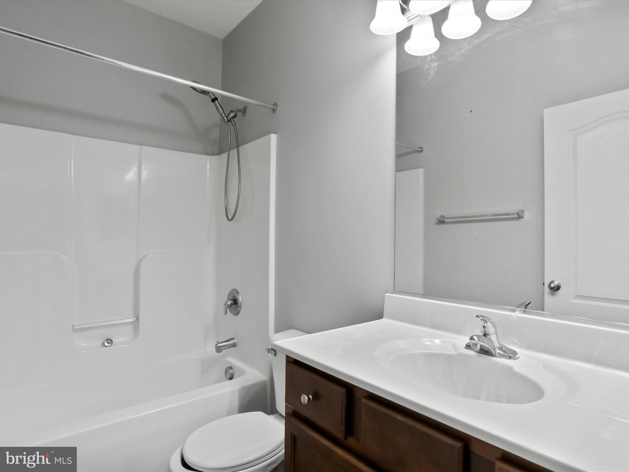 ARCHERS ROCK - Residential