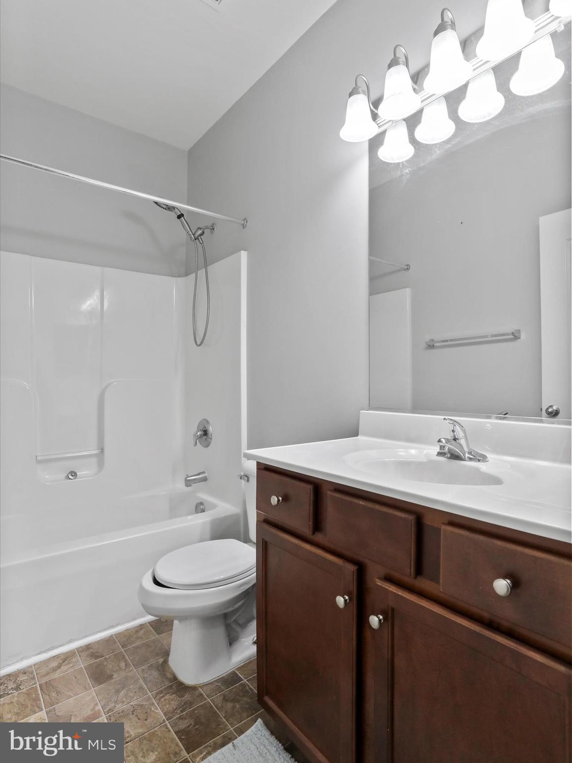 ARCHERS ROCK - Residential