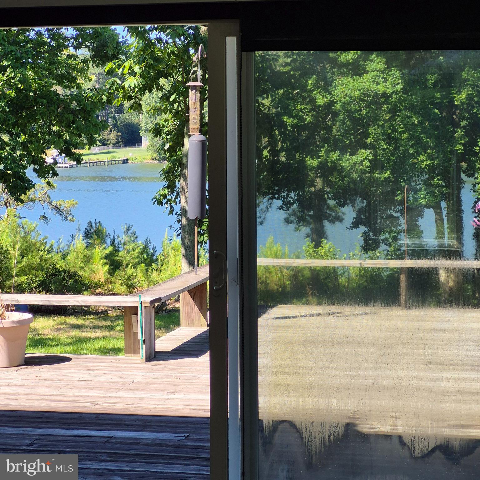 LEE DALE SHORES* - Residential