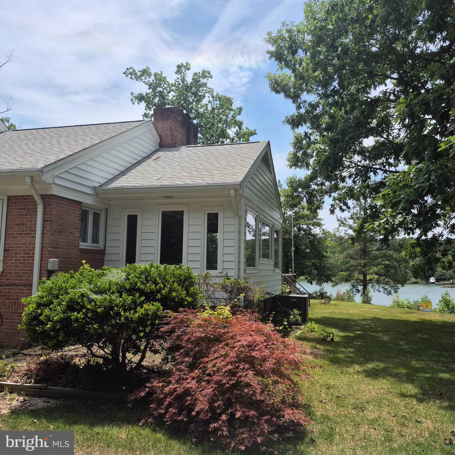 LEE DALE SHORES* - Residential