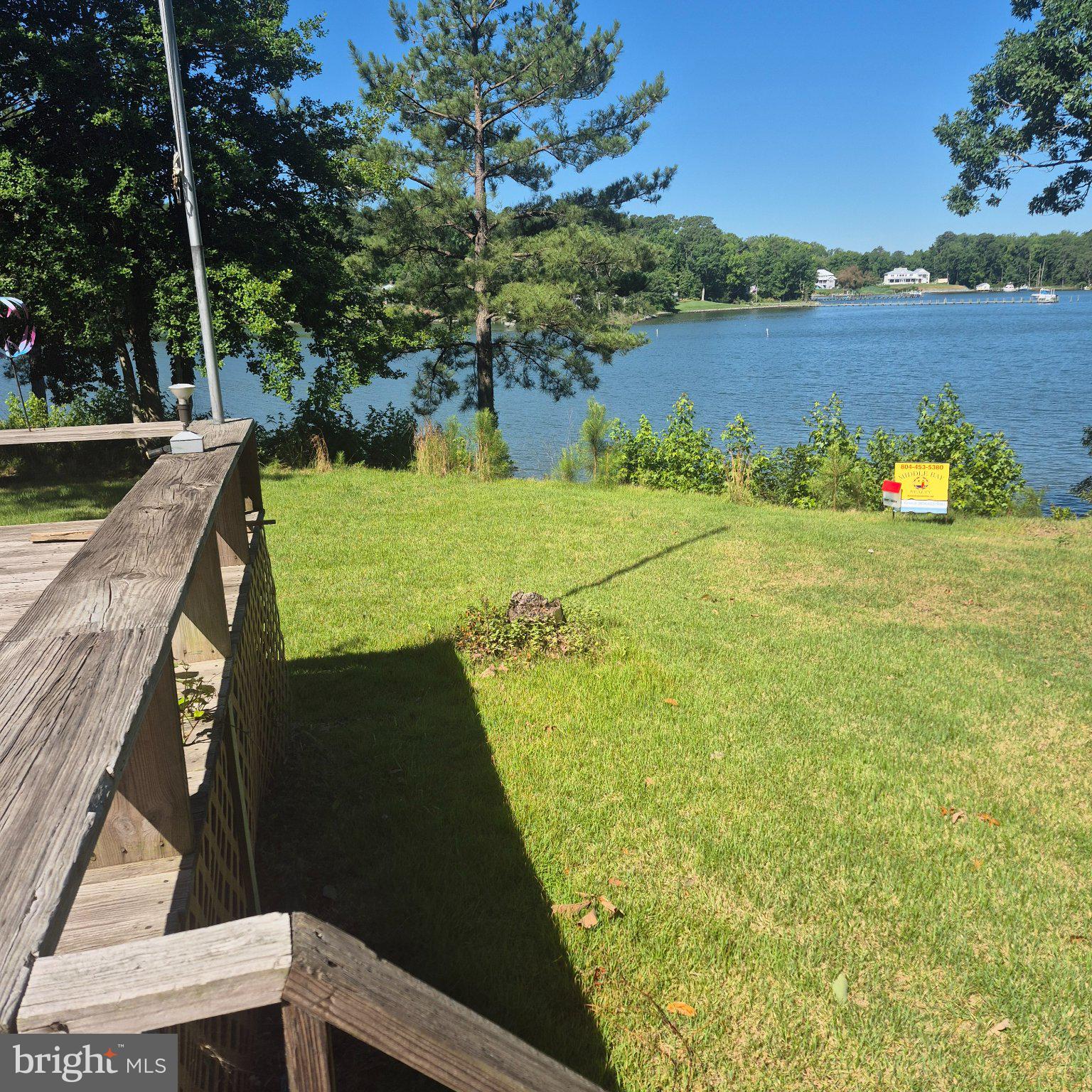 LEE DALE SHORES* - Residential