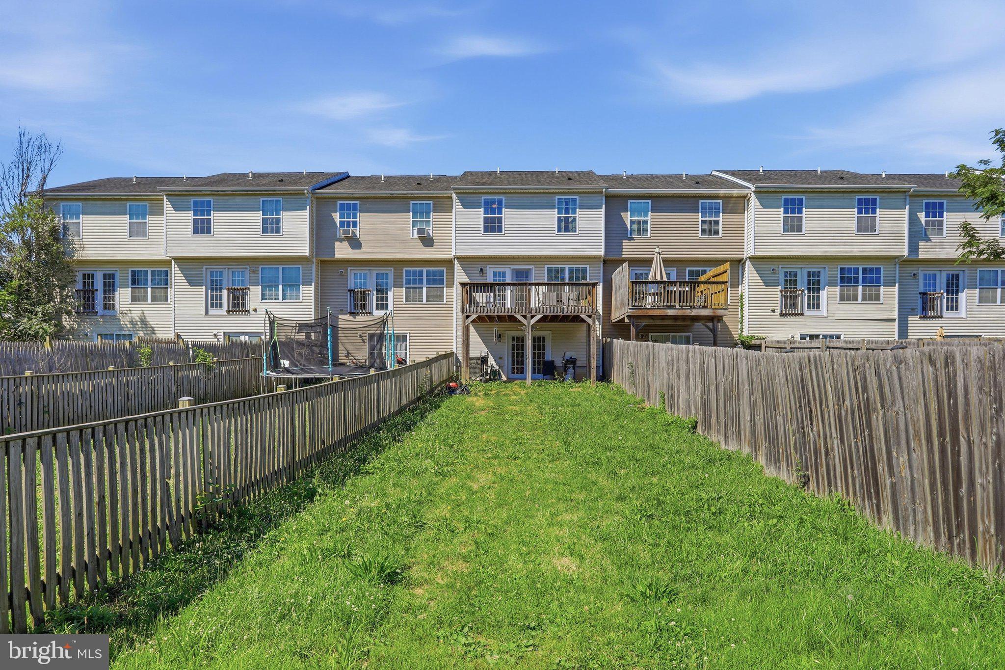 THE TOWNES OF TOPAZ - Residential