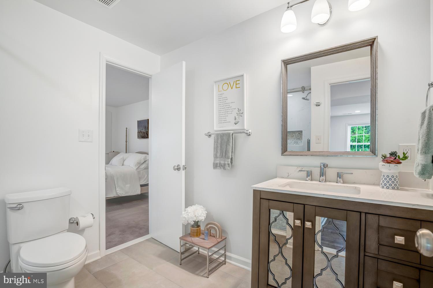 NORBECK MANOR - Residential