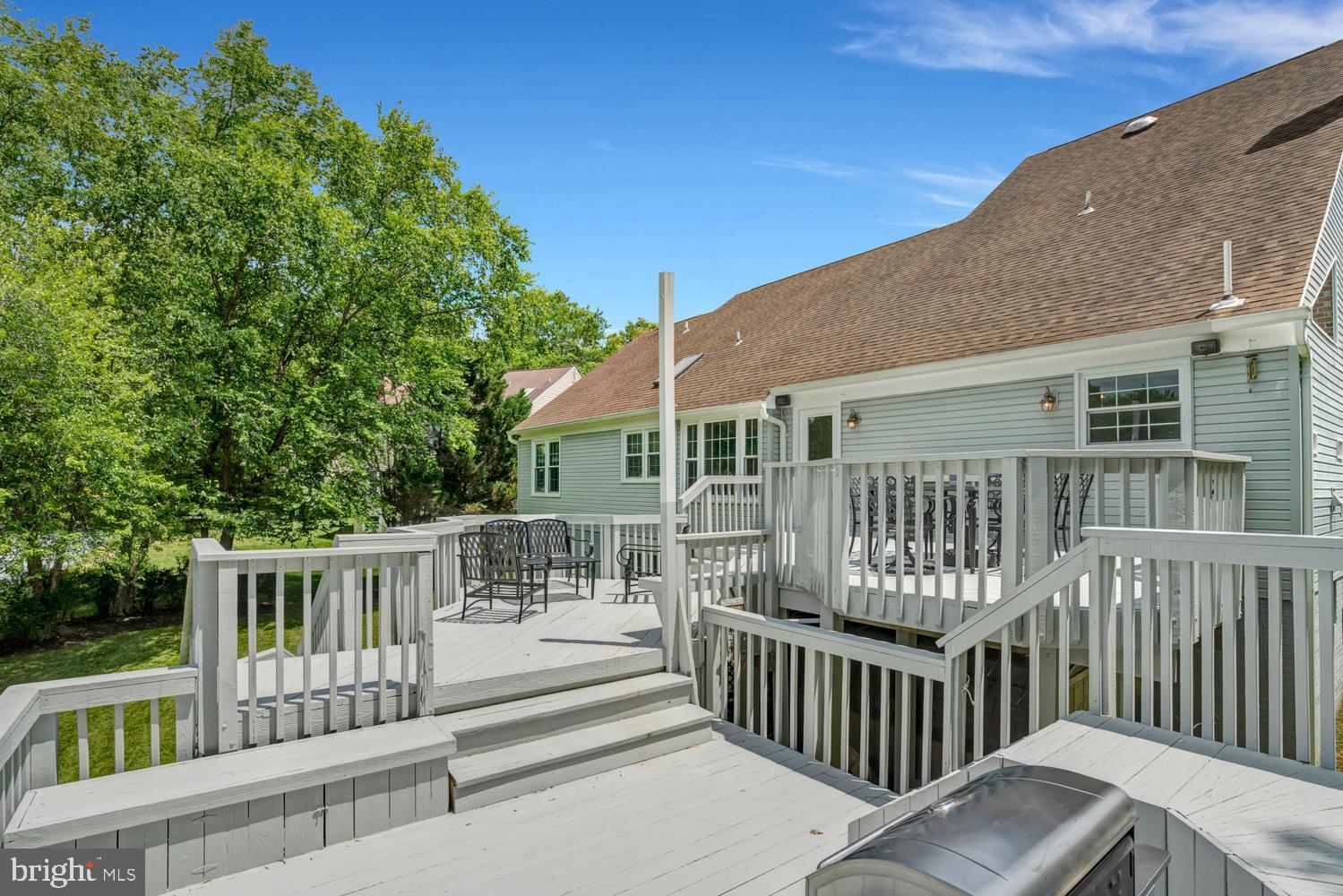 NORBECK MANOR - Residential