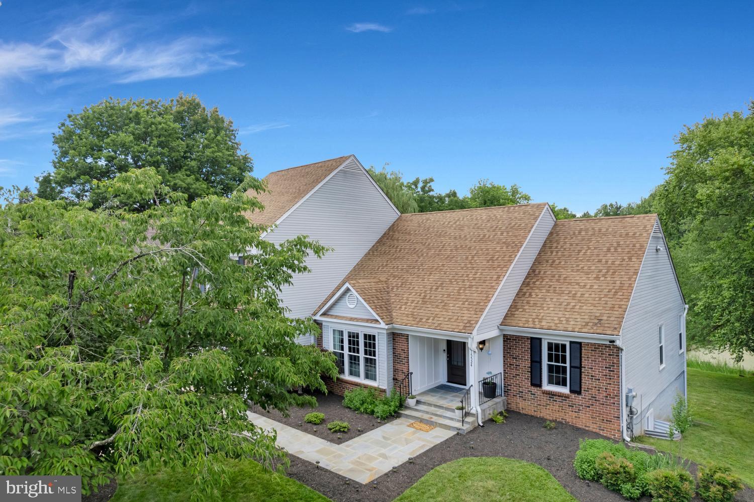 NORBECK MANOR - Residential