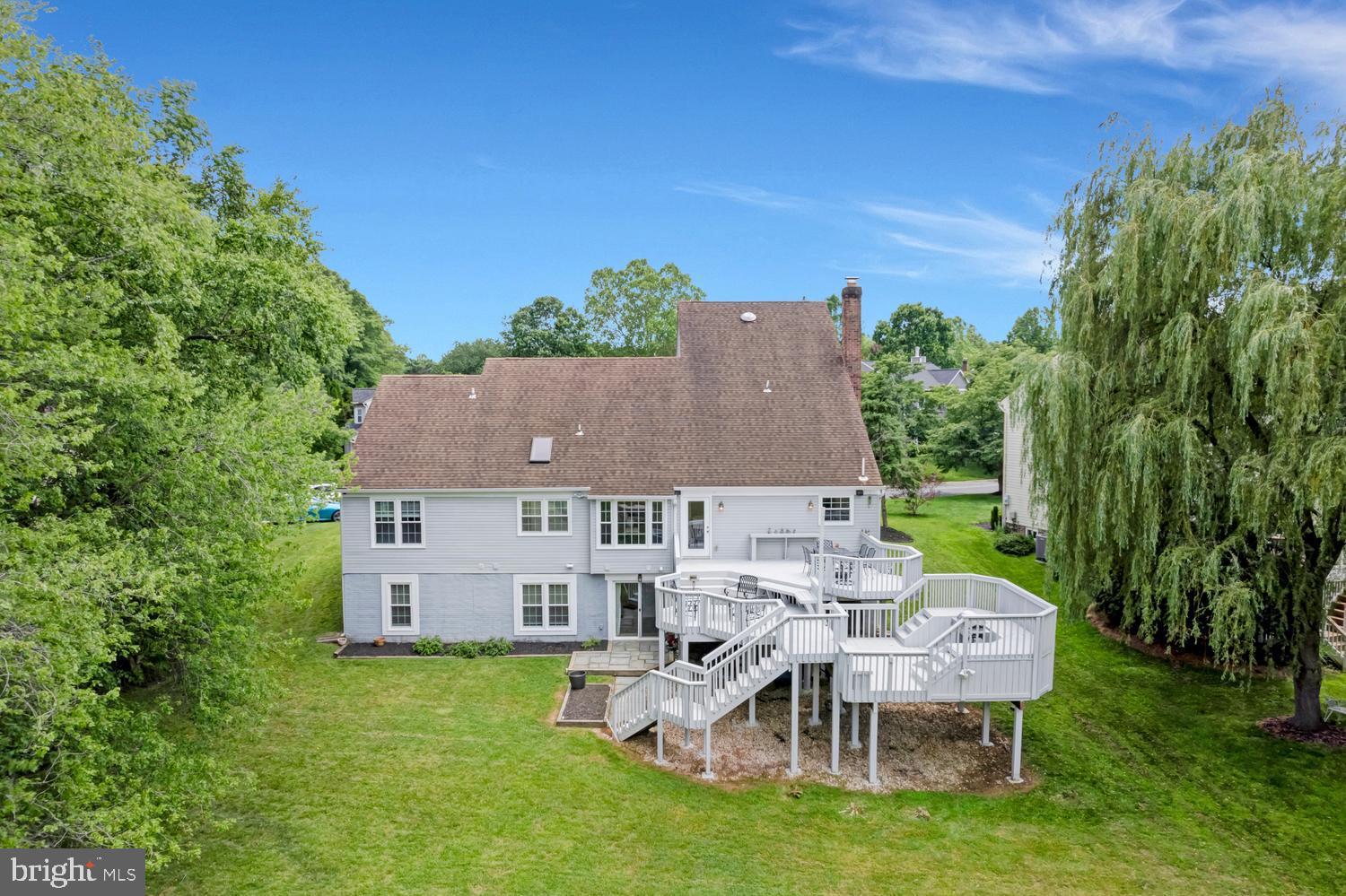 NORBECK MANOR - Residential