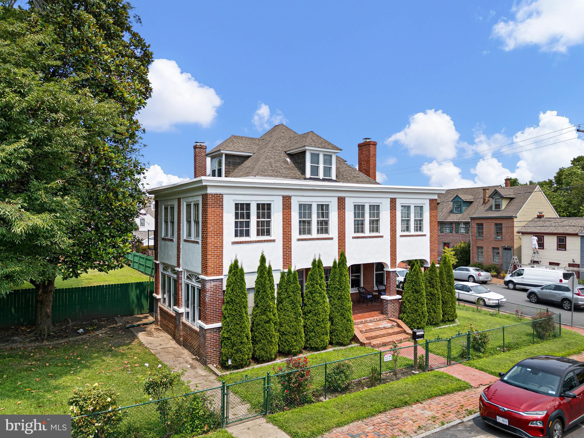 OLD NEW CASTLE - Residential