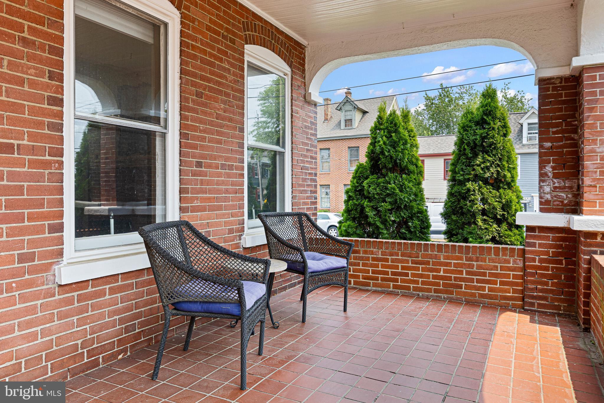 OLD NEW CASTLE - Residential