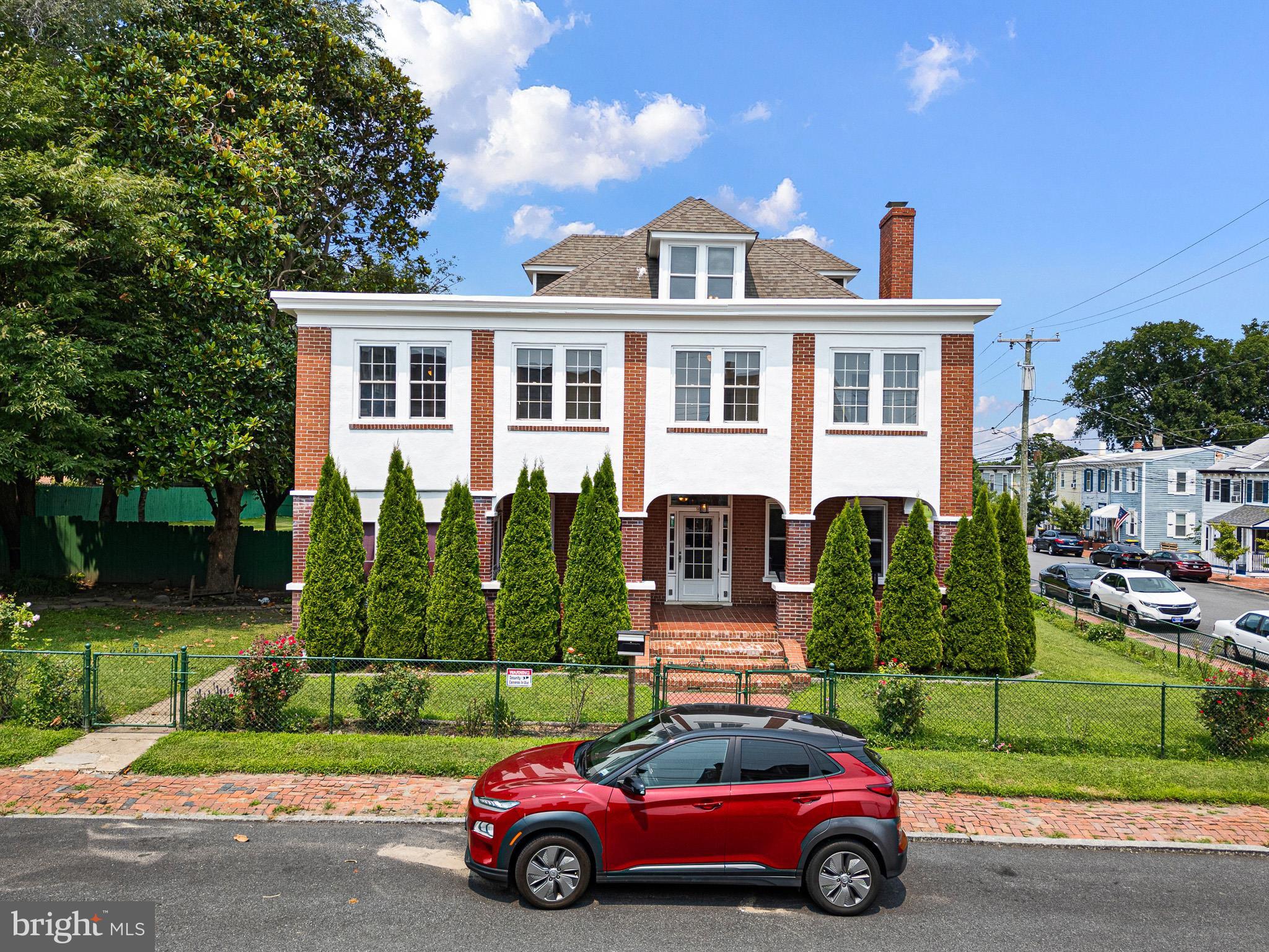 OLD NEW CASTLE - Residential