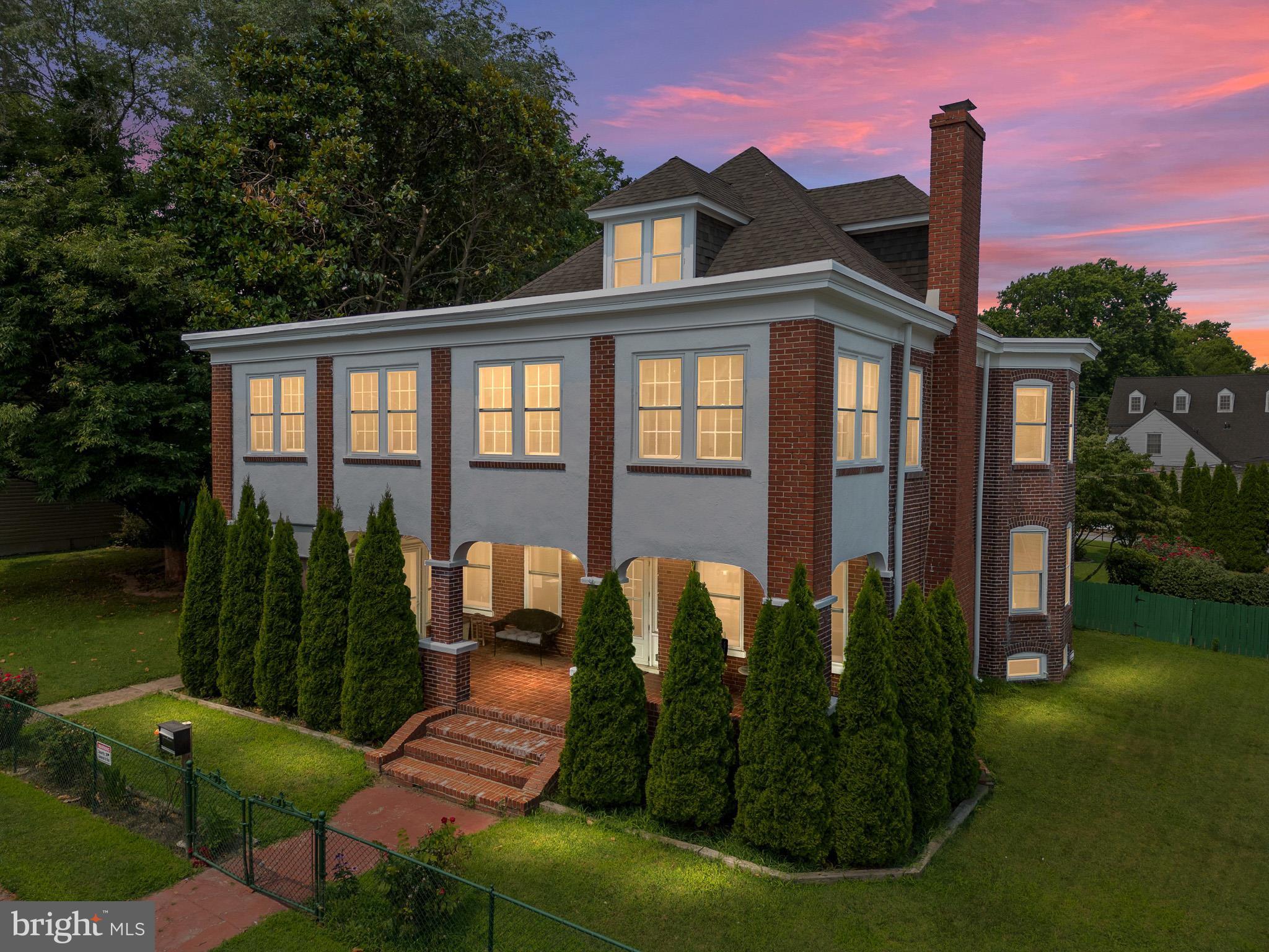 OLD NEW CASTLE - Residential