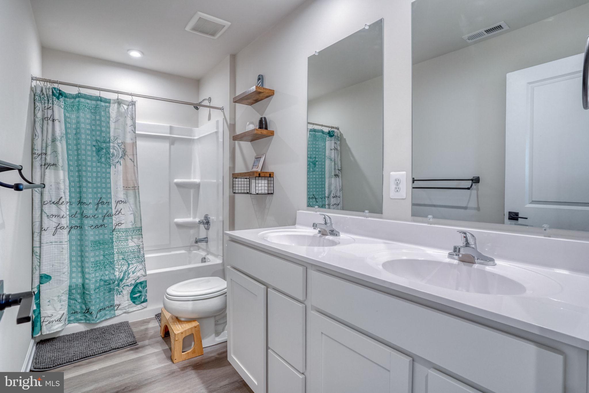 RIDGELY FOREST - Residential