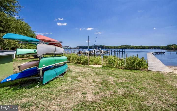 WOODLAND BEACH - Residential Lease