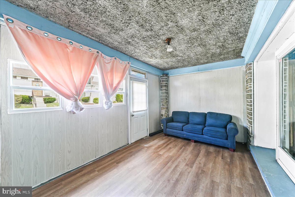 HIGHLAND PARK - Residential