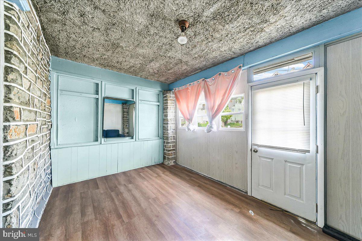 HIGHLAND PARK - Residential