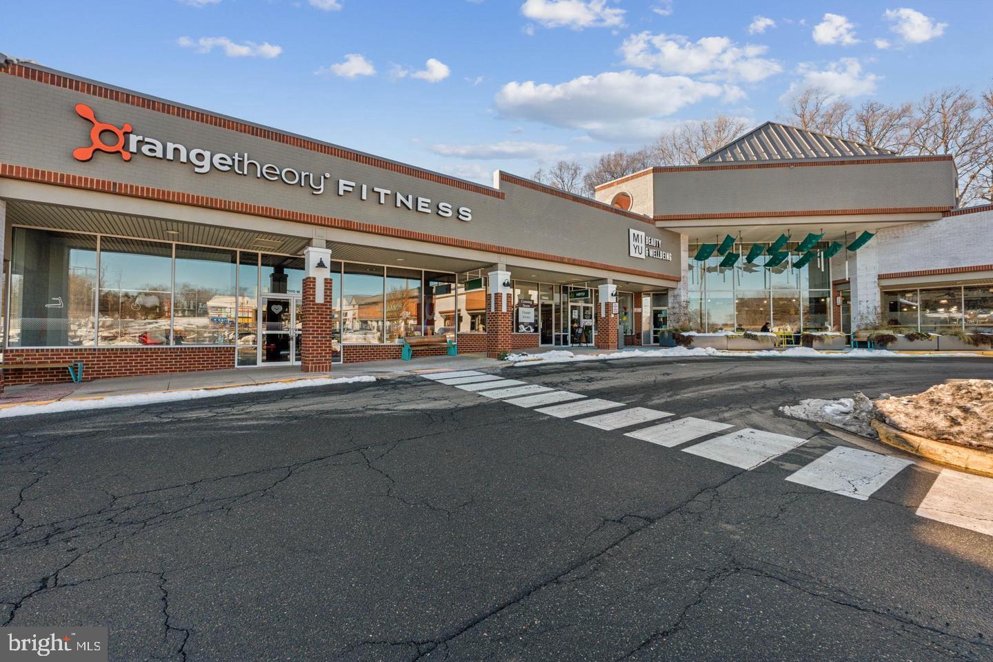 TYSONS RIDGE - Residential