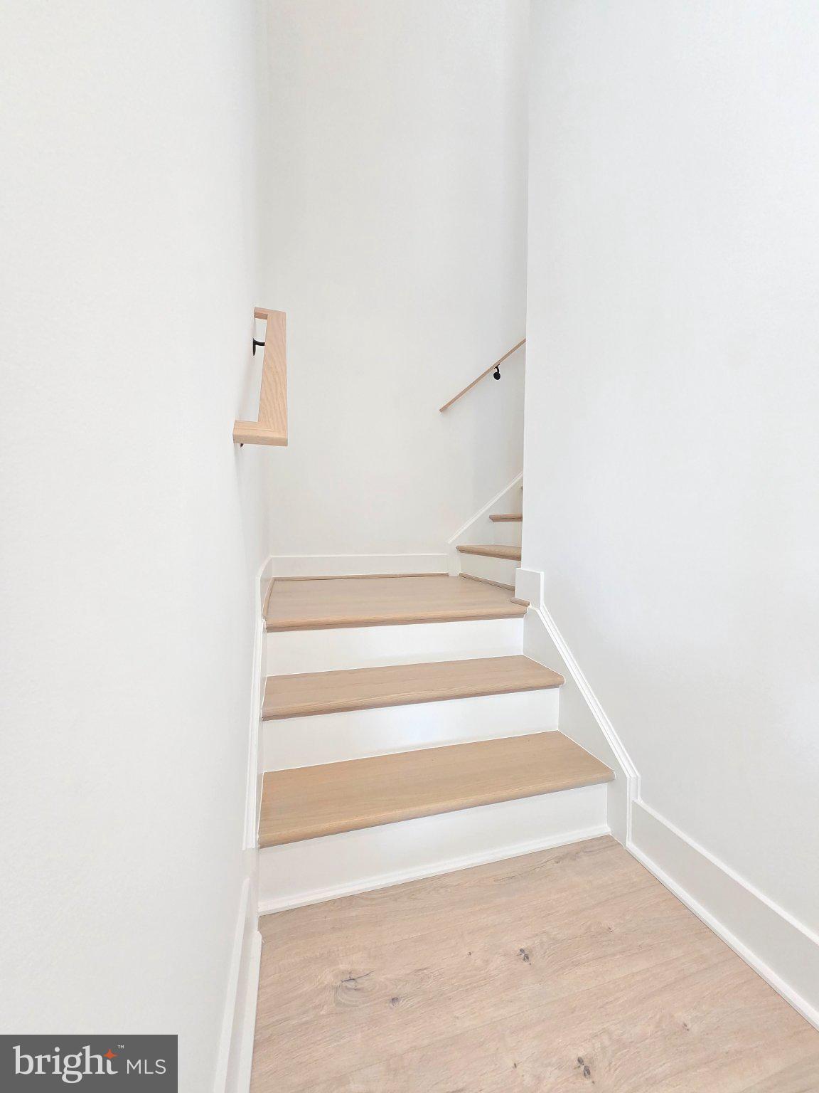 TYSONS RIDGE - Residential