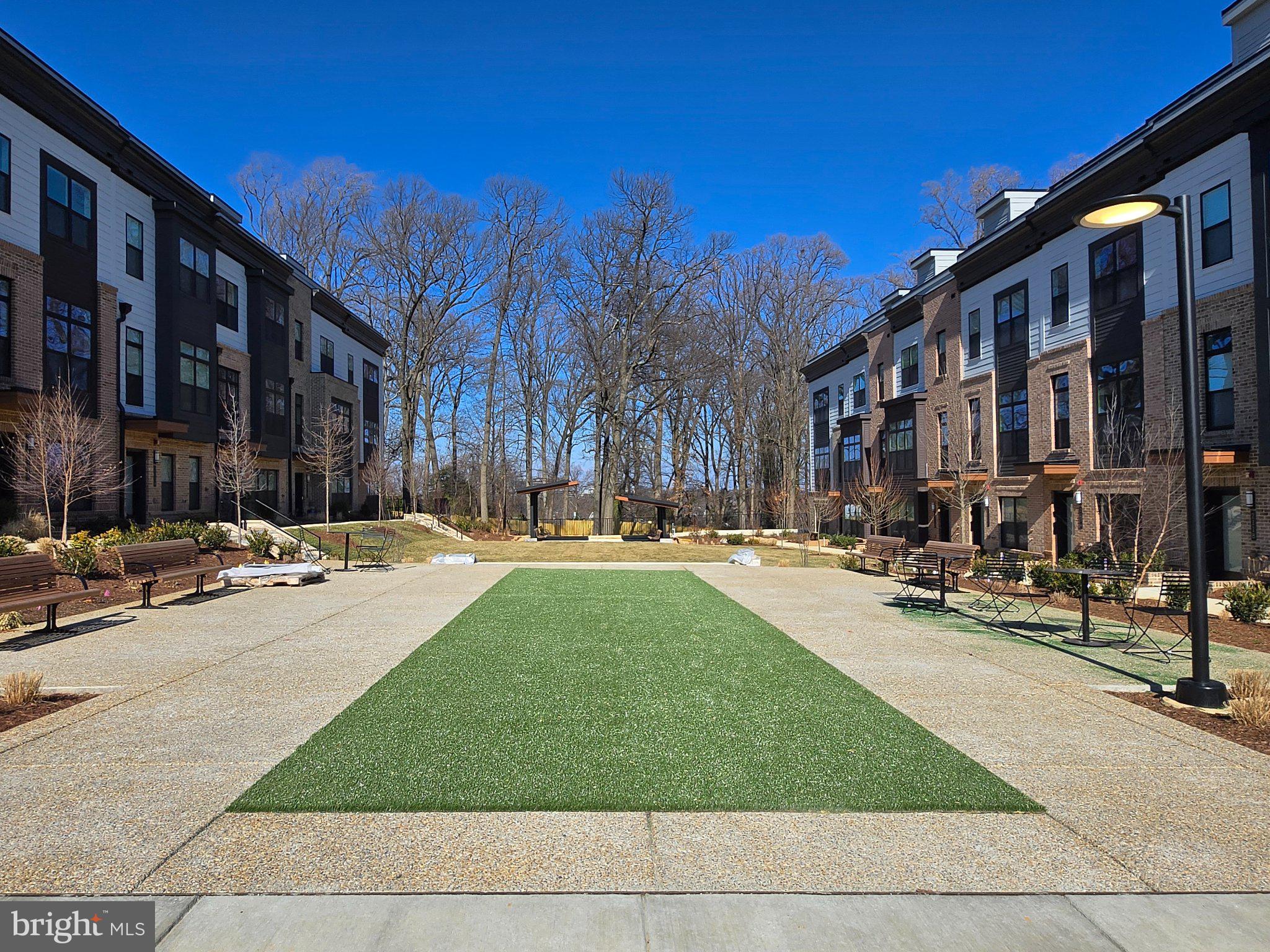 TYSONS RIDGE - Residential