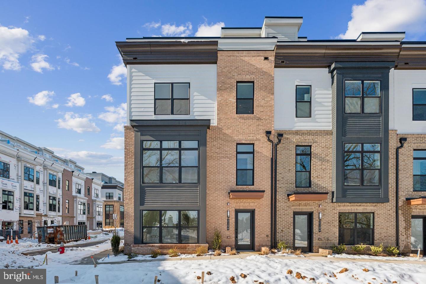 TYSONS RIDGE - Residential