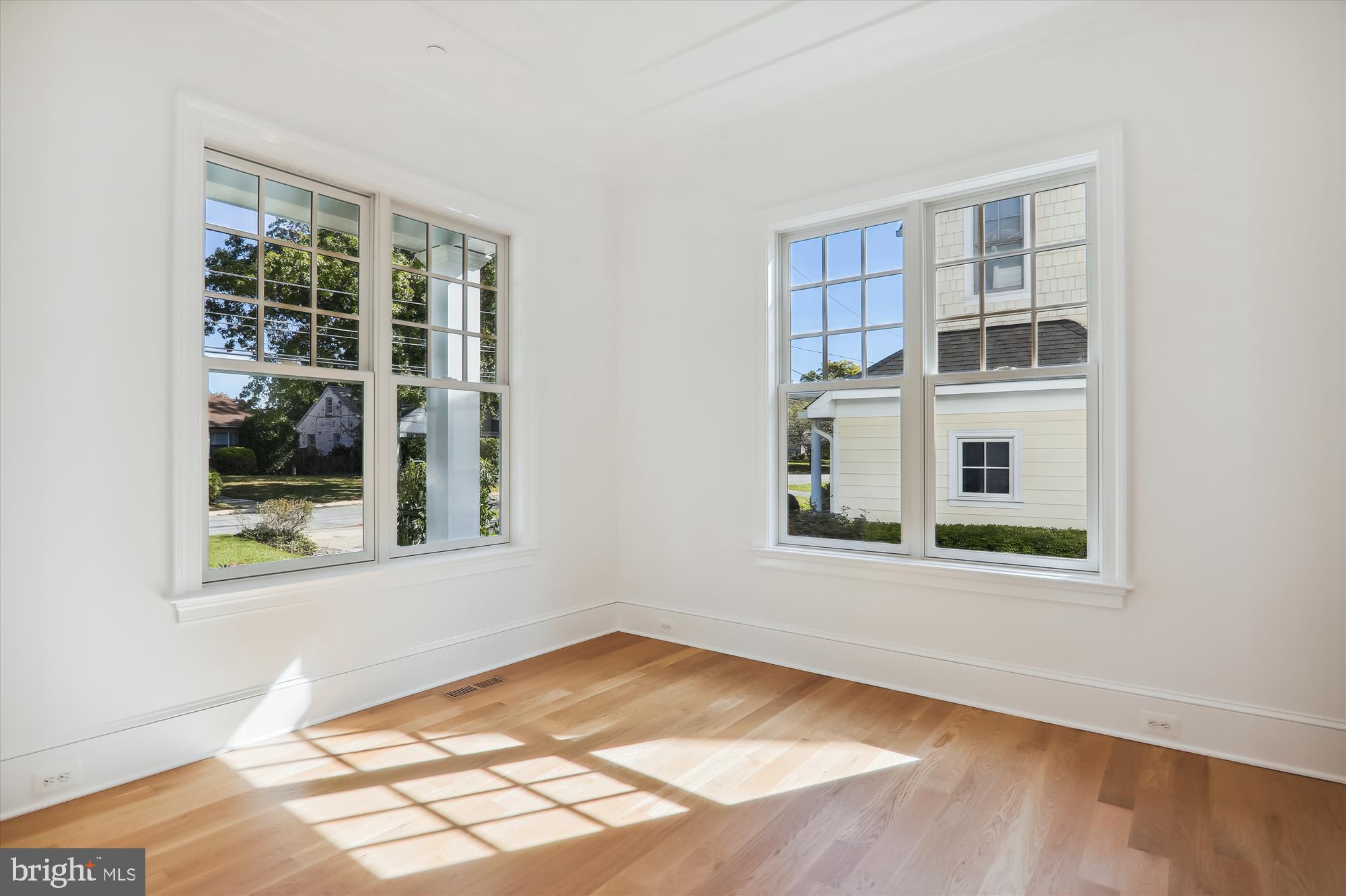 CHEVY CHASE MANOR - Residential