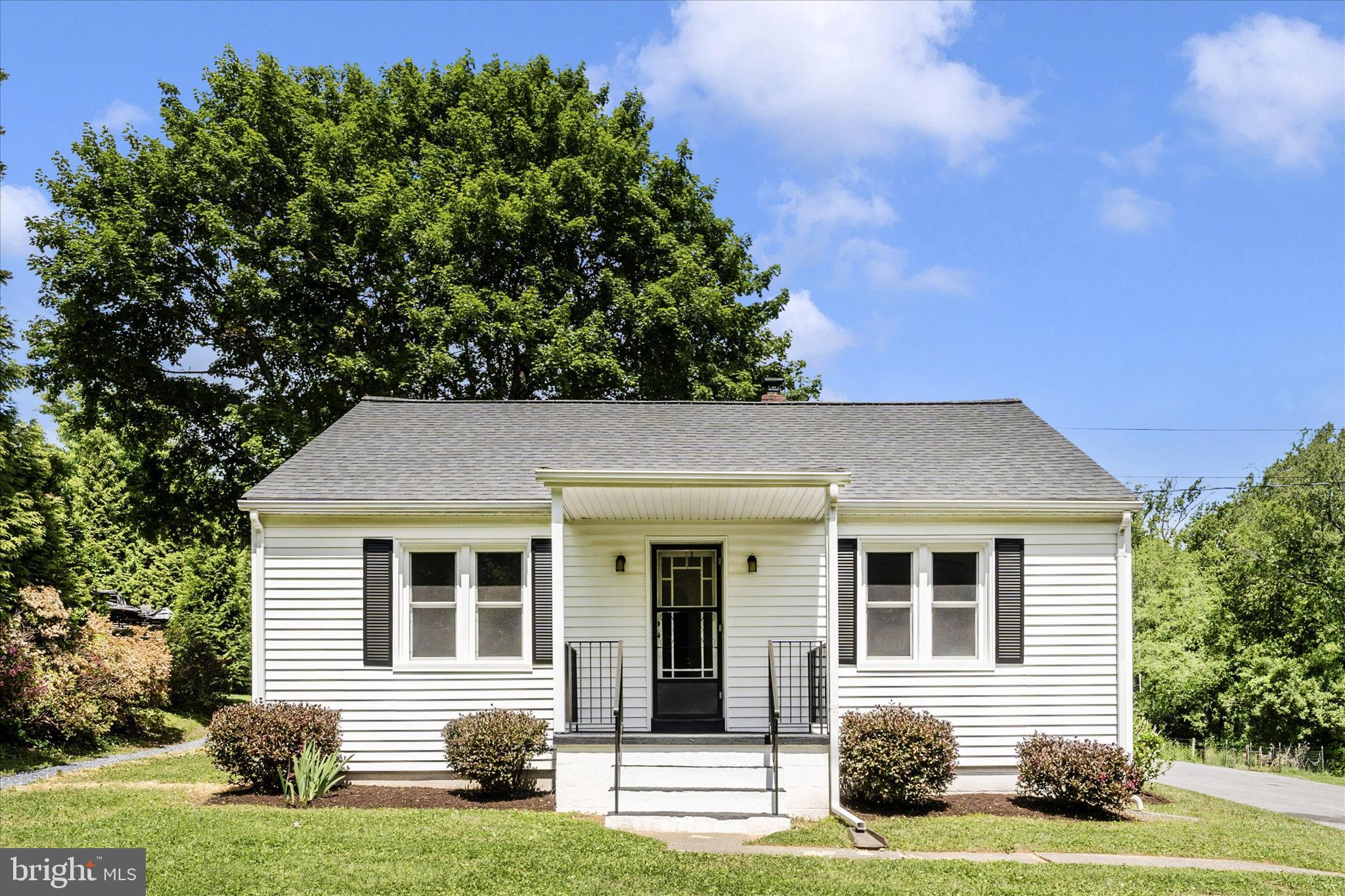 This cute Rancher sits on over 1/2 Acre lot, with plenty of room for a big garden Easy access to Rte. 15, Rte. 70 and 270 . it's just a quick 5 minutes to the Golden Mile. 10 Minutes to Wagmen's. Easy Commute to Hagerstown and all things Frederick.
BUT NO CITY TAXES!!! 
New shingles on the house , garage and shed  in 2025 . New hot water heater installed 3 months ago. Septic tank has been pumped ,  new paint through out. And NO CITY  TAXES