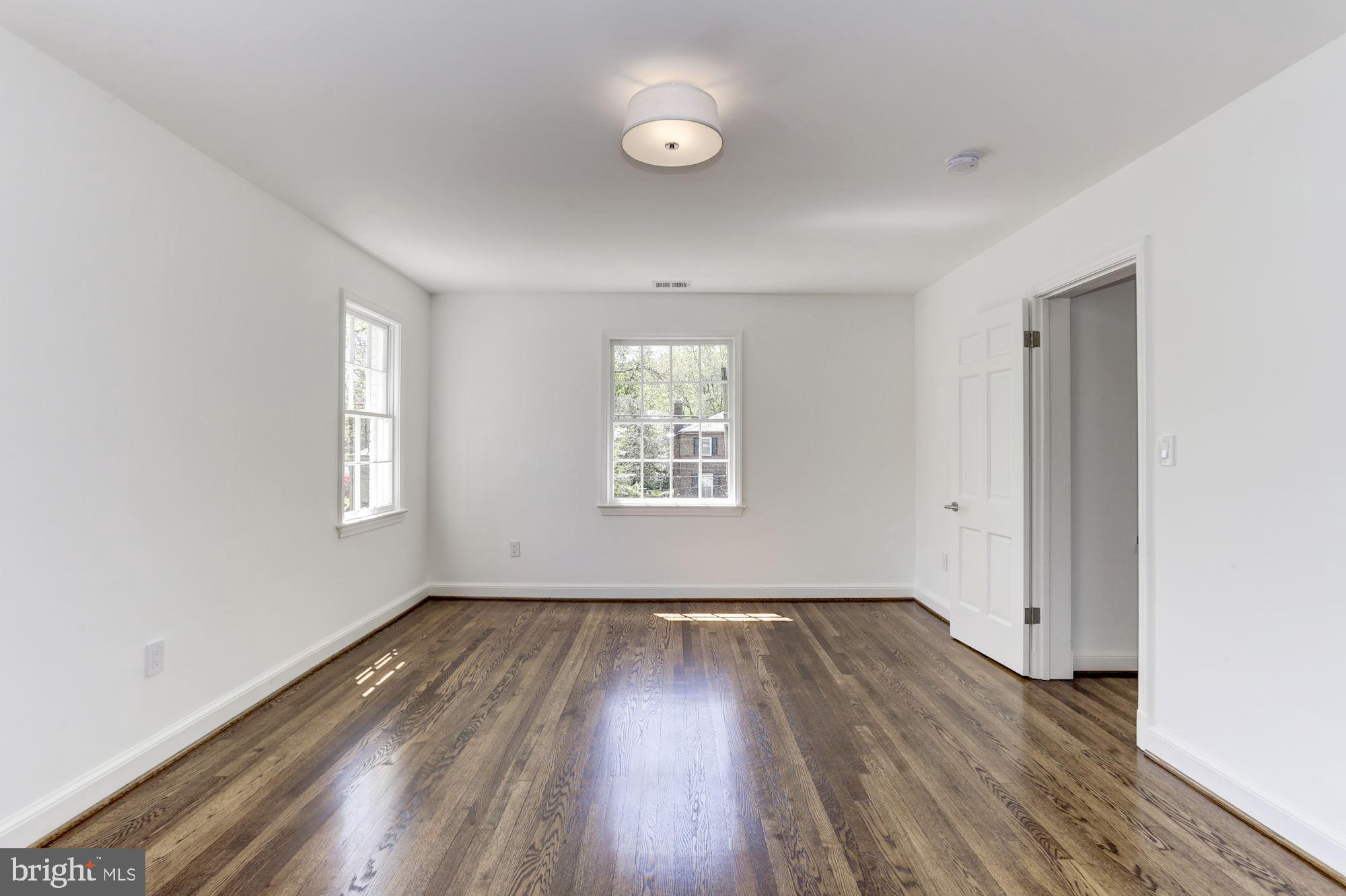 CHEVY CHASE - Residential