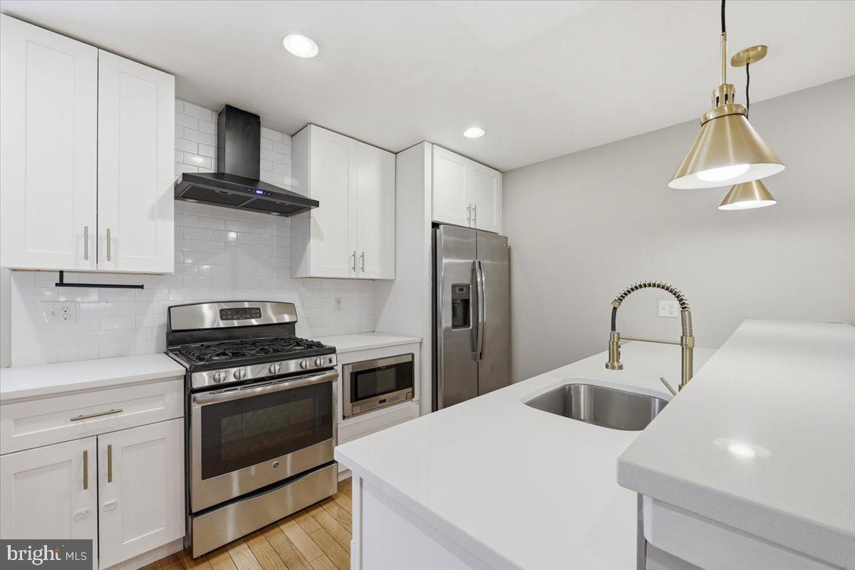 POINT BREEZE - Residential