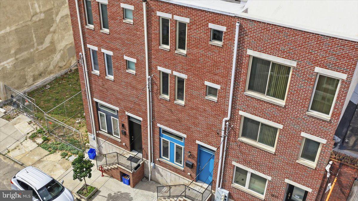 POINT BREEZE - Residential