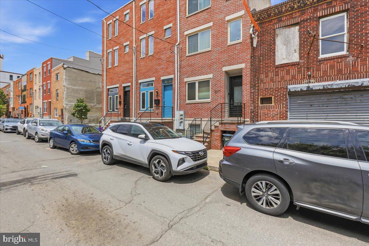 POINT BREEZE - Residential