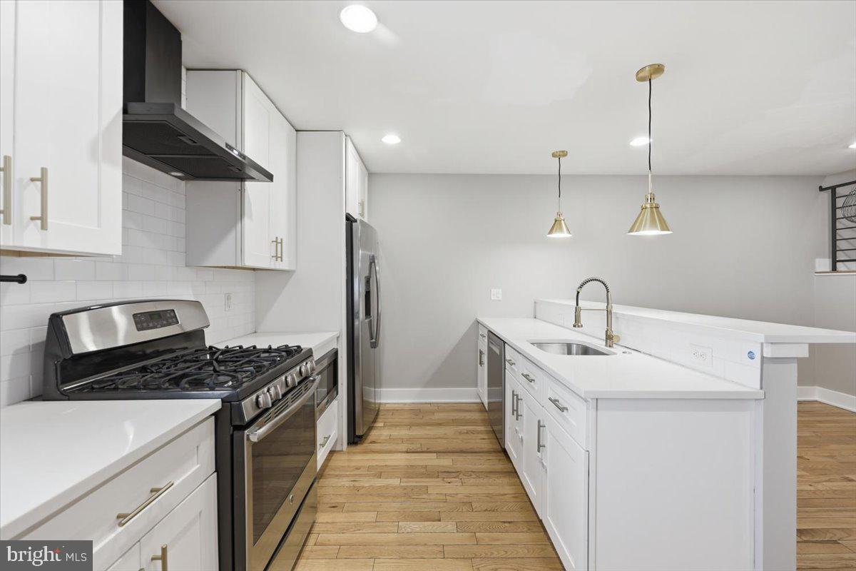 POINT BREEZE - Residential
