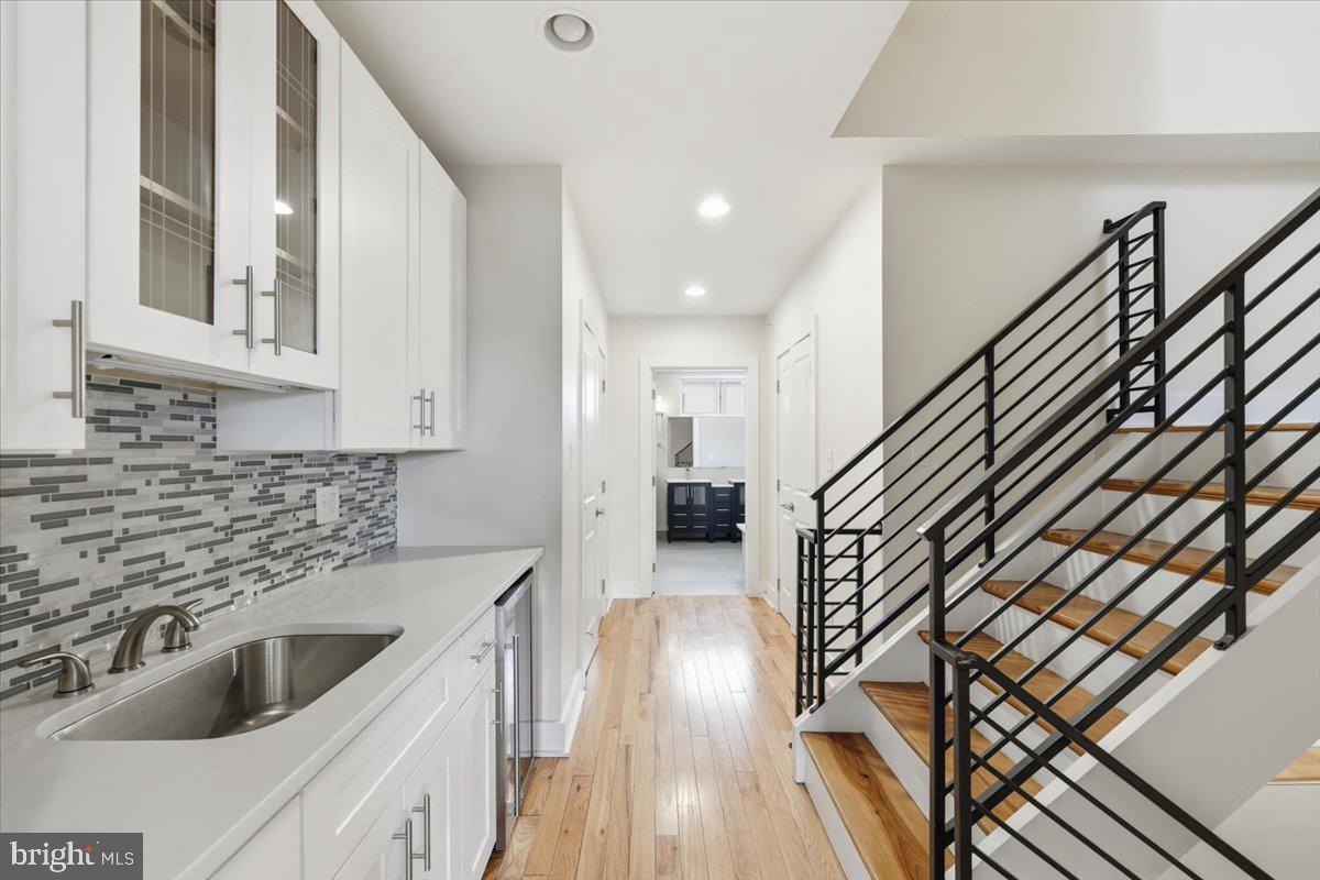 POINT BREEZE - Residential