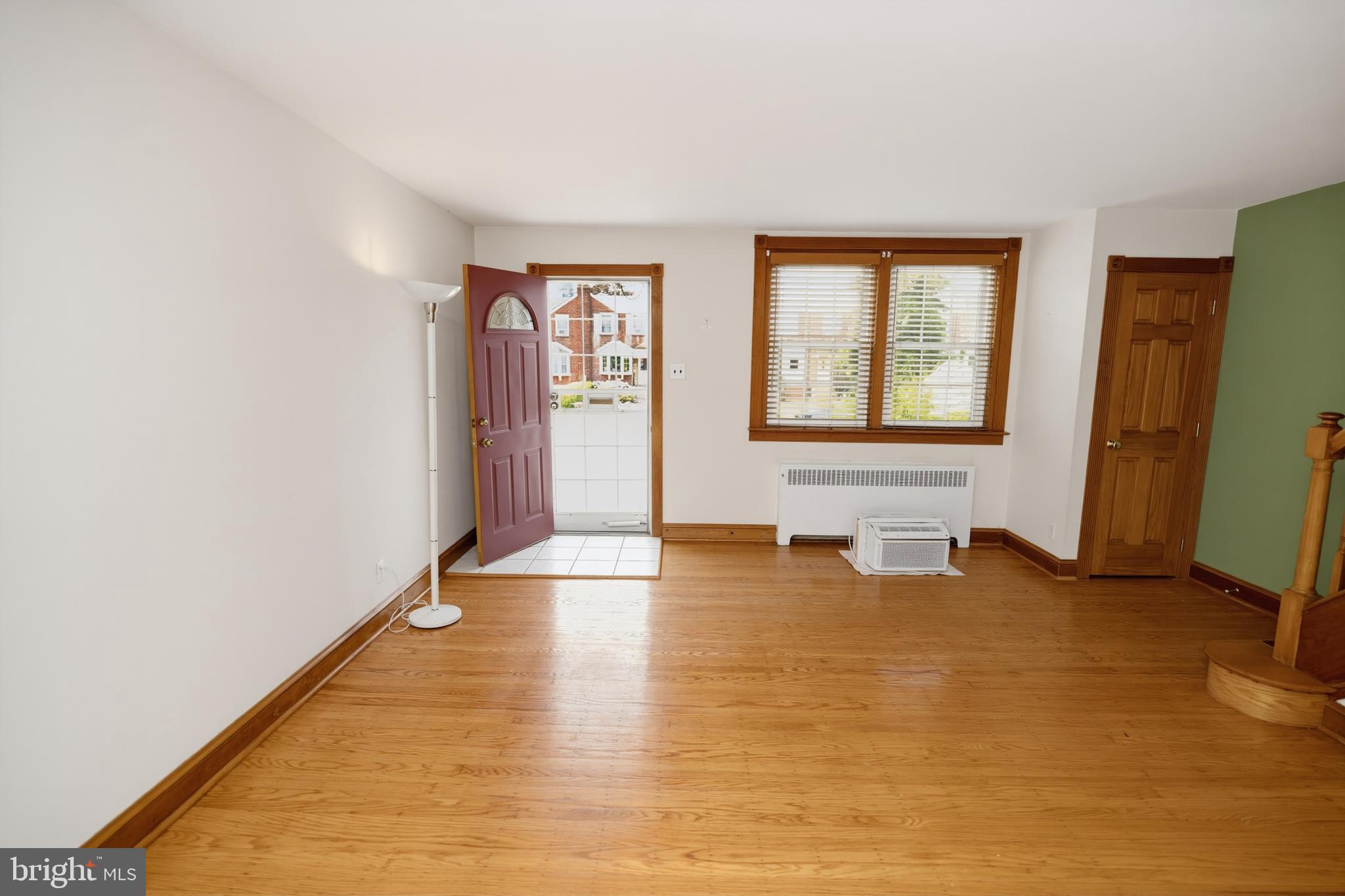 MAYFAIR (WEST) - Residential