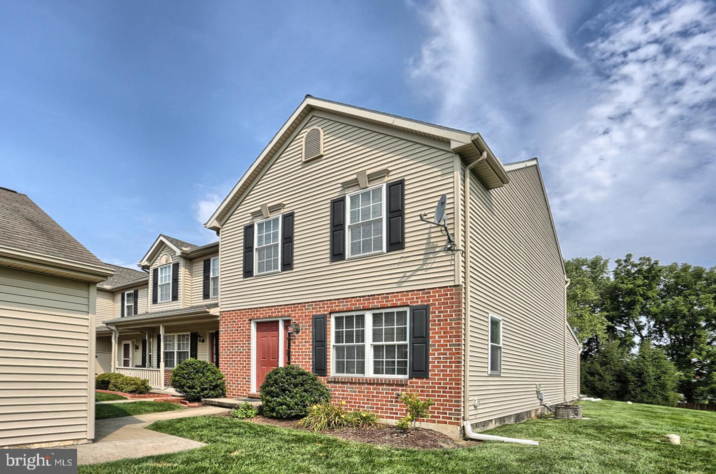Come and see this beautiful updated end unit. The entire home is freshly painted and has new flooring throughout. 1st floor family room which could be used an office or 4th bedroom with attached full bath. Spacious eat-in kitchen with breakfast bar and ample cabinets including 2 pantries. Floor plan allows for great flow while still maintaining defined spaces. Upstairs is the large master bedroom with plenty of closet space. 2 additional bedrooms on 2nd floor with good storage. Laundry is conveniently located on the 2nd floor. Entire basement has been sealed to prevent moisture. HOA includes a attractive swimming pool, trash removal, street lights, cutting grass, landscaping, snow removal and a play area. Great location close to shopping and restaurants. You do not want to miss this home.