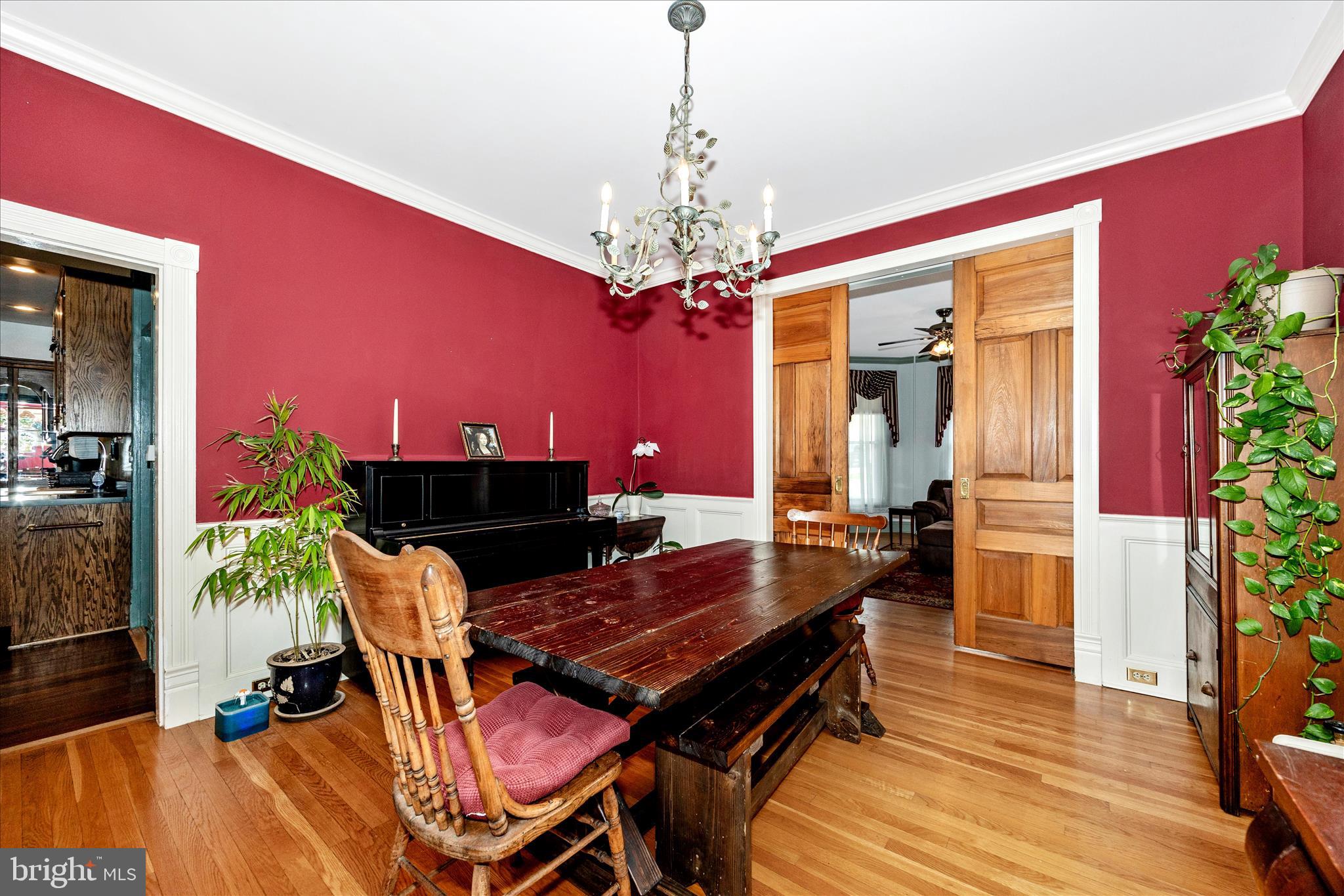 MIDDLETOWN - Residential