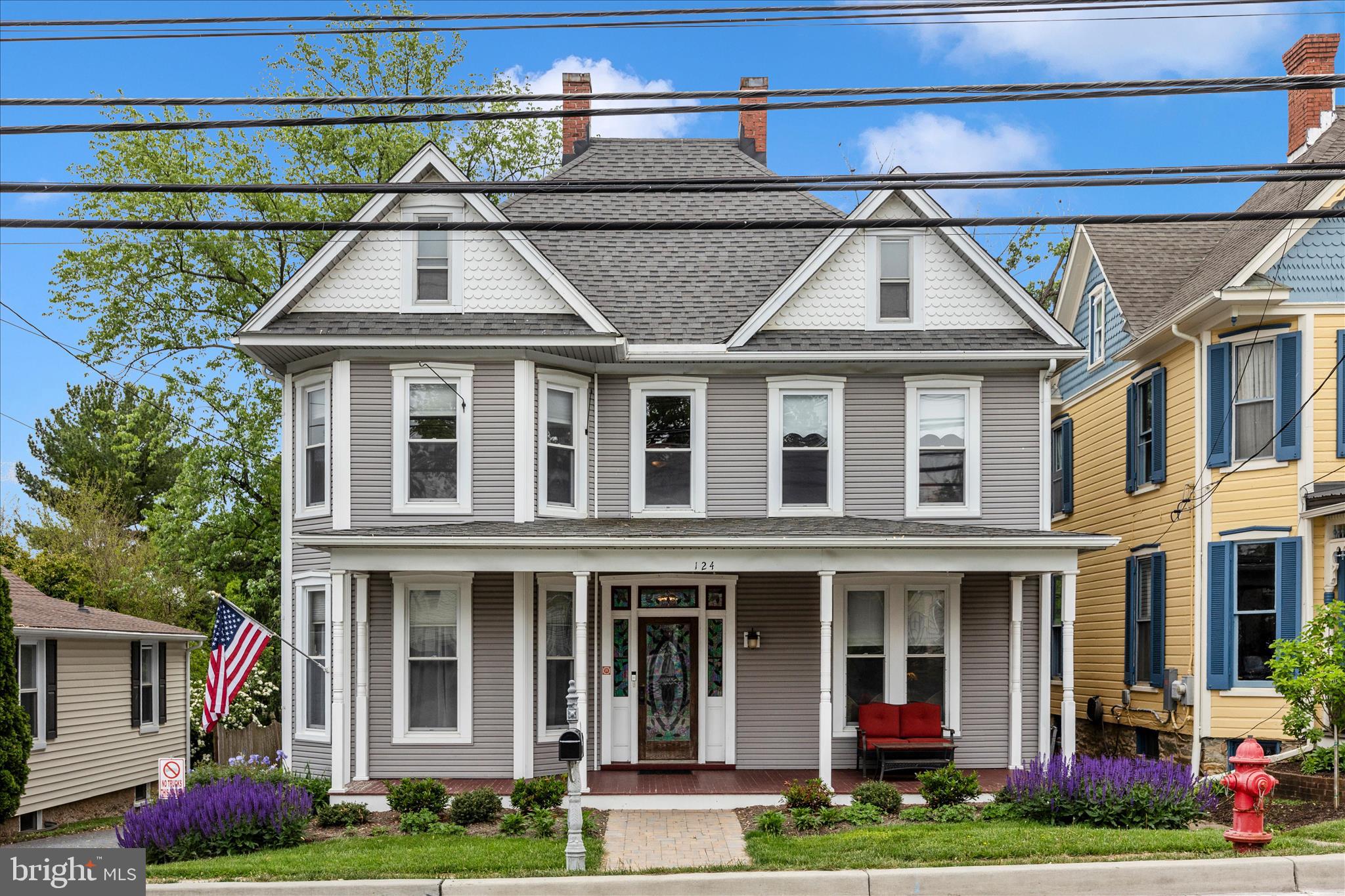 MIDDLETOWN - Residential