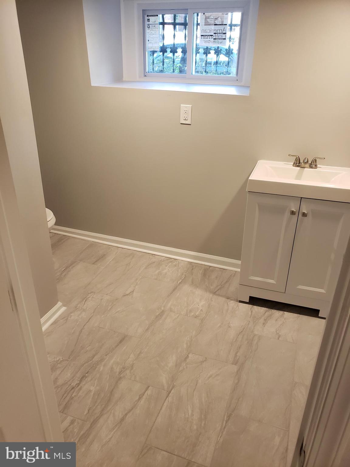 WEST OAK LANE - Residential