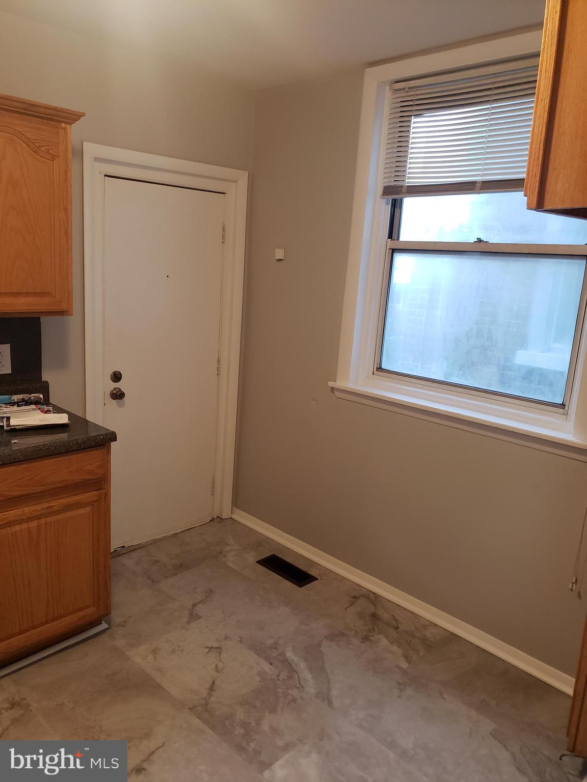 WEST OAK LANE - Residential