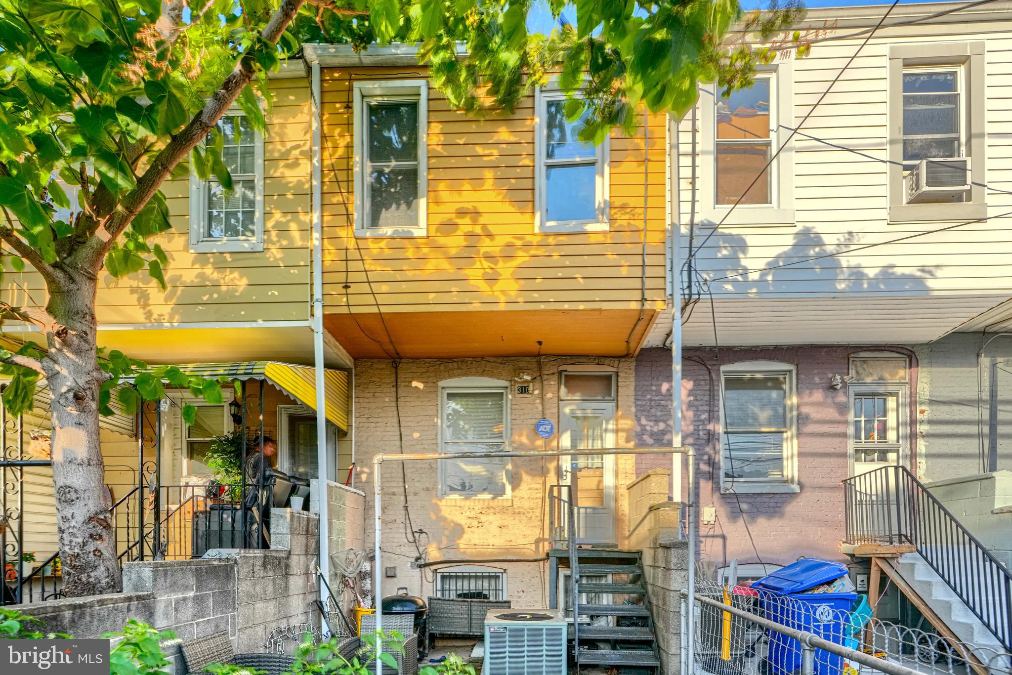GREEKTOWN - Residential