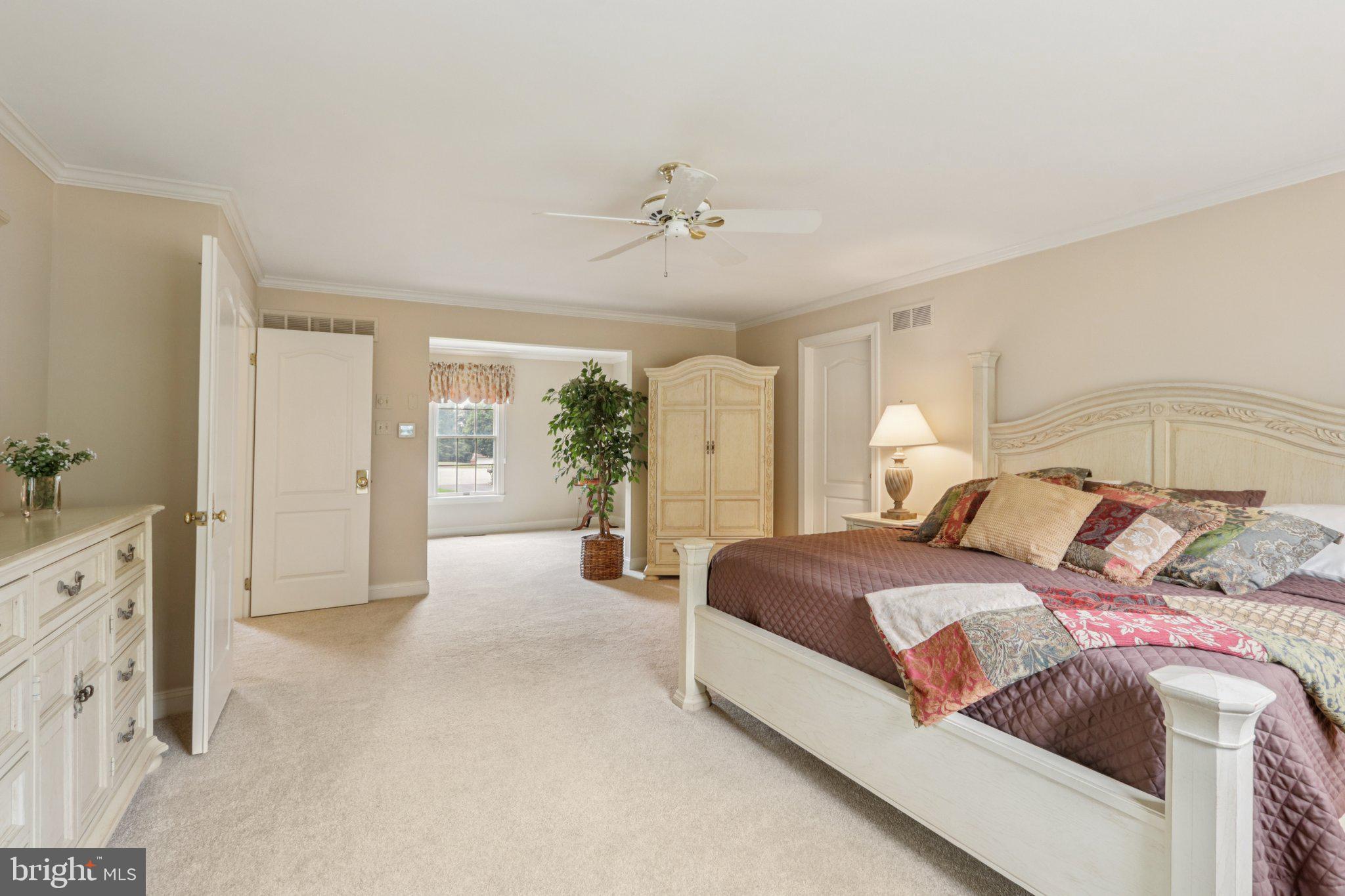 THORNBURY KNOLL - Residential