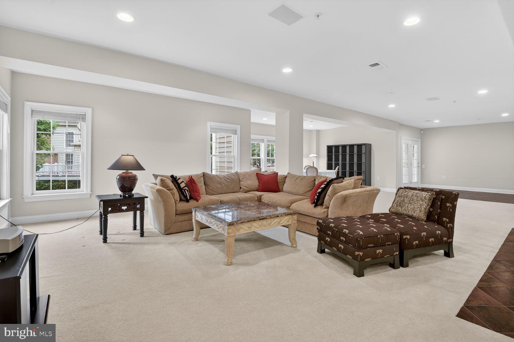 FALLSGROVE - Residential
