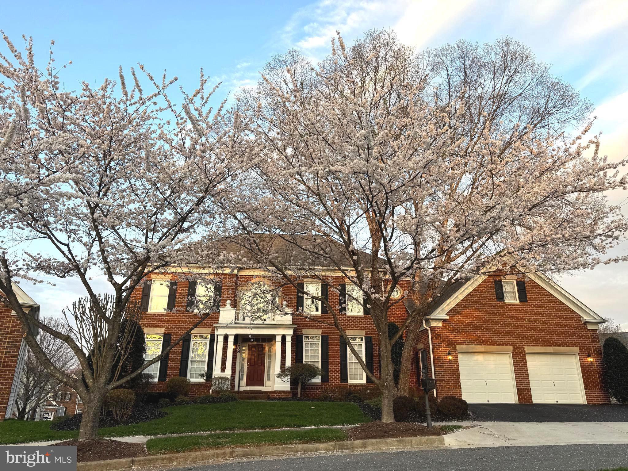 FALLSGROVE - Residential