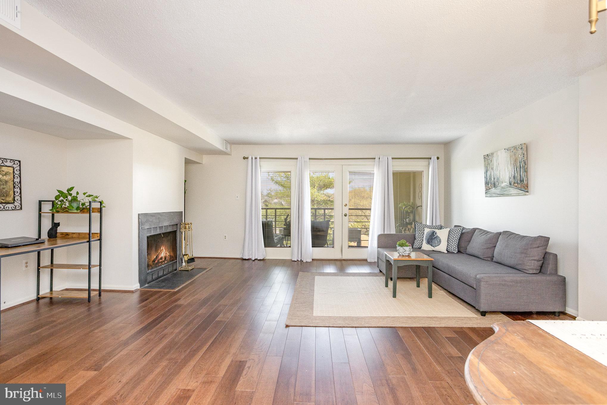 ROLAND PARK - Residential