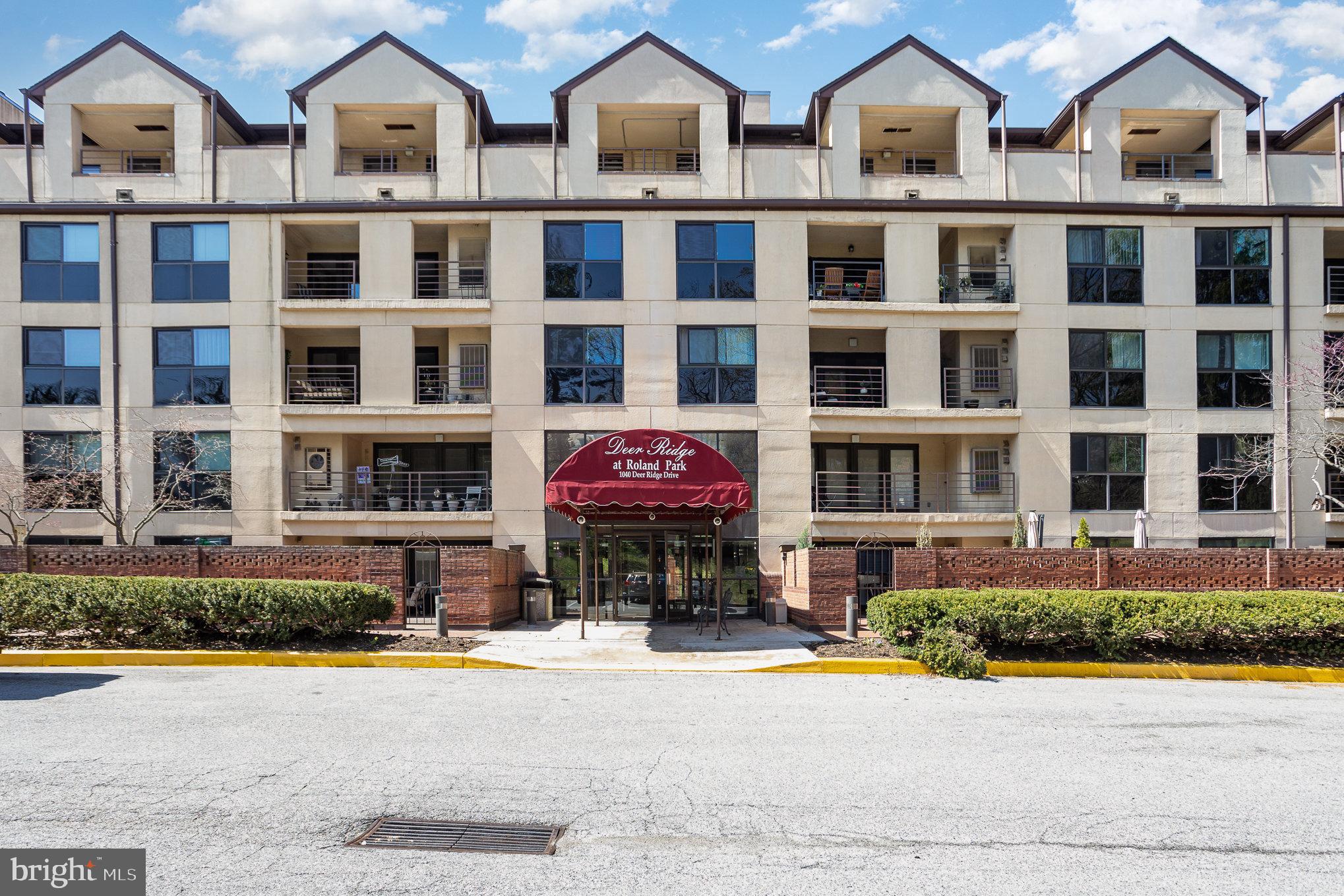ROLAND PARK - Residential