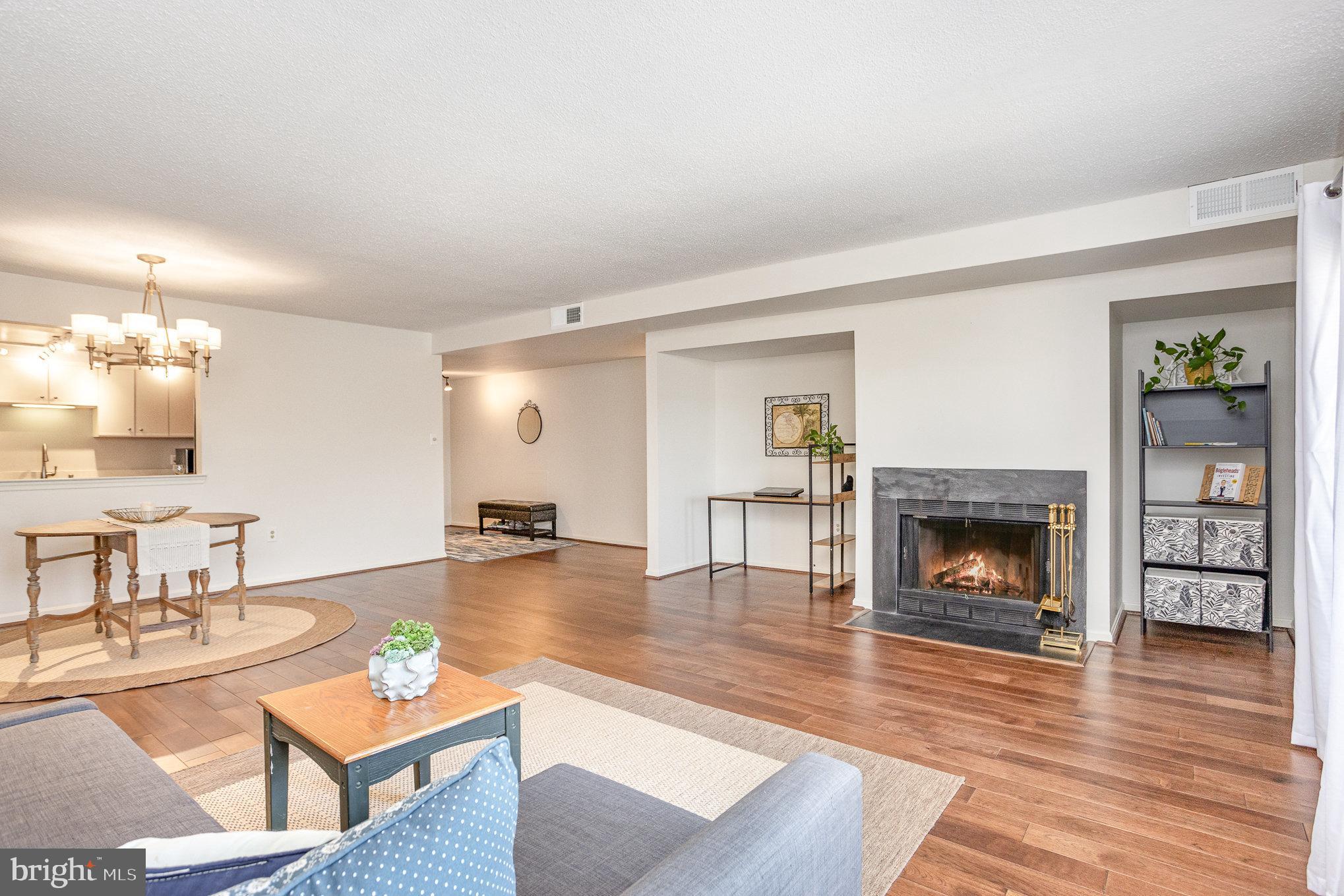 ROLAND PARK - Residential