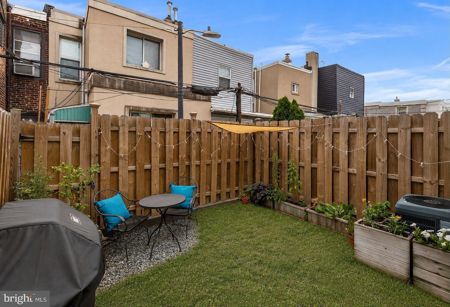 PORT RICHMOND - Residential